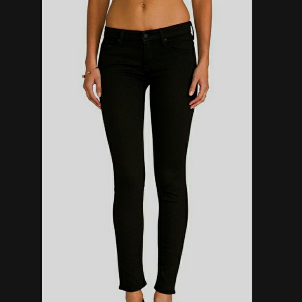 MOTHER The Looker A Modern Spy Black Jeans 25